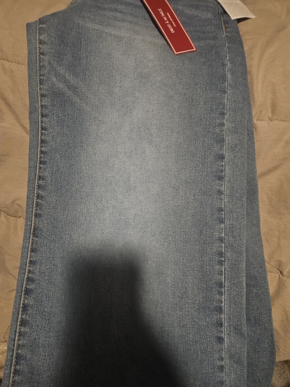 Guess Jeans - Picture 6 of 6